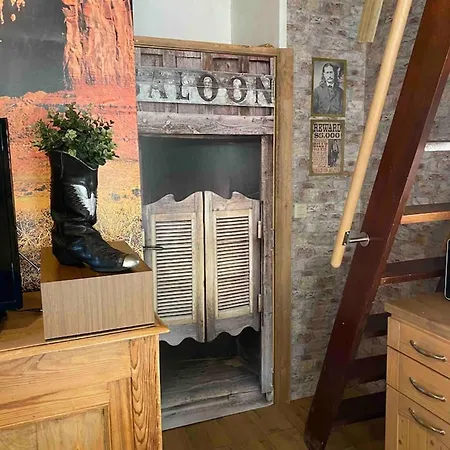 Charming In Walcourt, 30 M², With Terrace Apartament *