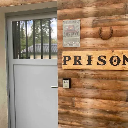 Charming In Walcourt, 30 M², With Terrace Appartamento *