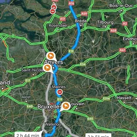 Charming In Walcourt, 30 M², With Terrace 公寓 Walcourt