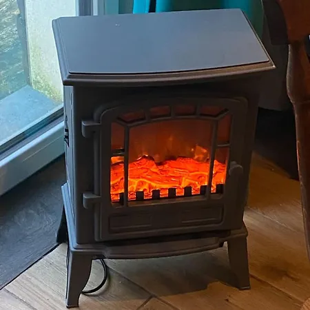 Apartament Charming In Walcourt, 30 M², With Terrace