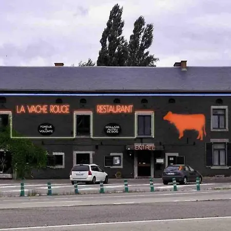 Charming In Walcourt, 30 M², With Terrace 公寓 *