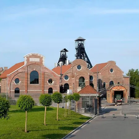 Charming In Walcourt, 30 M², With Terrace Walcourt