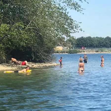 公寓 Charming In Walcourt, 30 M², With Terrace *